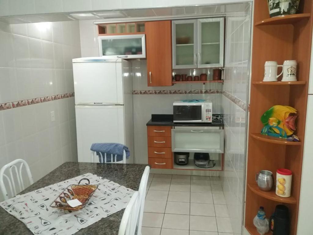 Lindo Apartamento Guilhermina - Edificio Frente Para O Mar Praia Grande  Luaran gambar